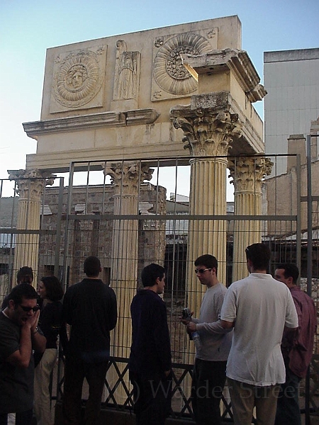 Templo De Diana At Merida.jpg